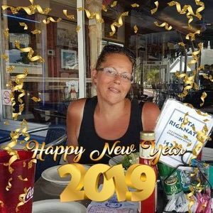 Meet your Posher, Valerieroe